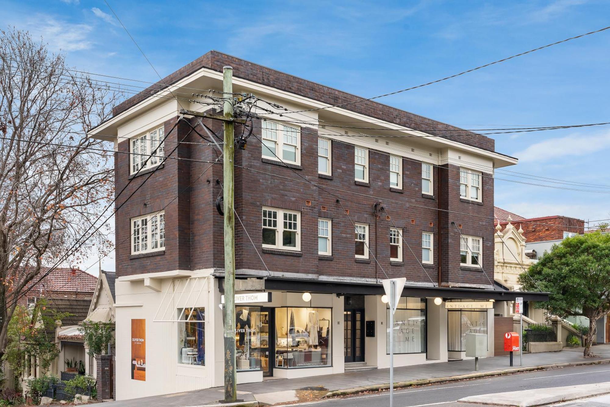 Bondi Junction By Urban Rest *